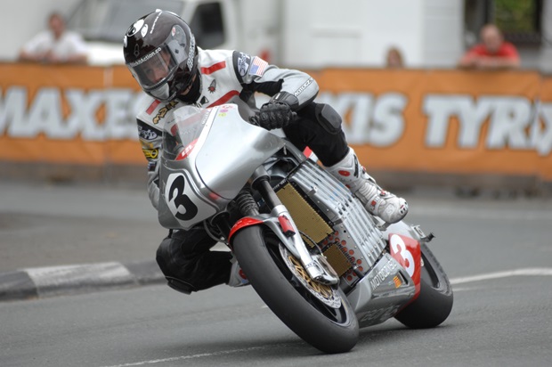 Mark Miller riding the Motoczysz bike to victory in the 2010 TT Zero race